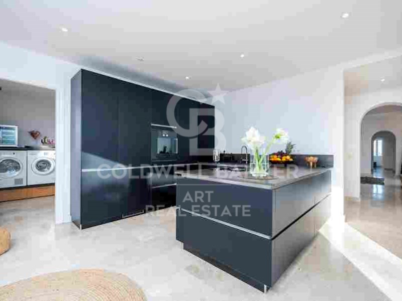 Marbella, Andalusia, ES, 6 Bedrooms Bedrooms, ,6 BathroomsBathrooms,Residential,For Sale,1794684