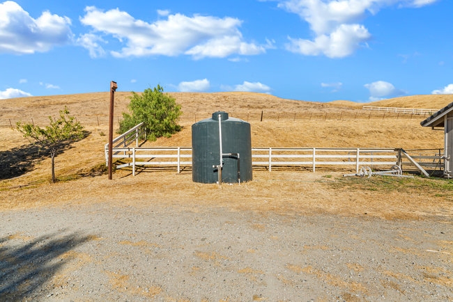 Tres Pinos, California, 95075, United States, 3 Bedrooms Bedrooms, ,3 BathroomsBathrooms,Residential,For Sale,1988626