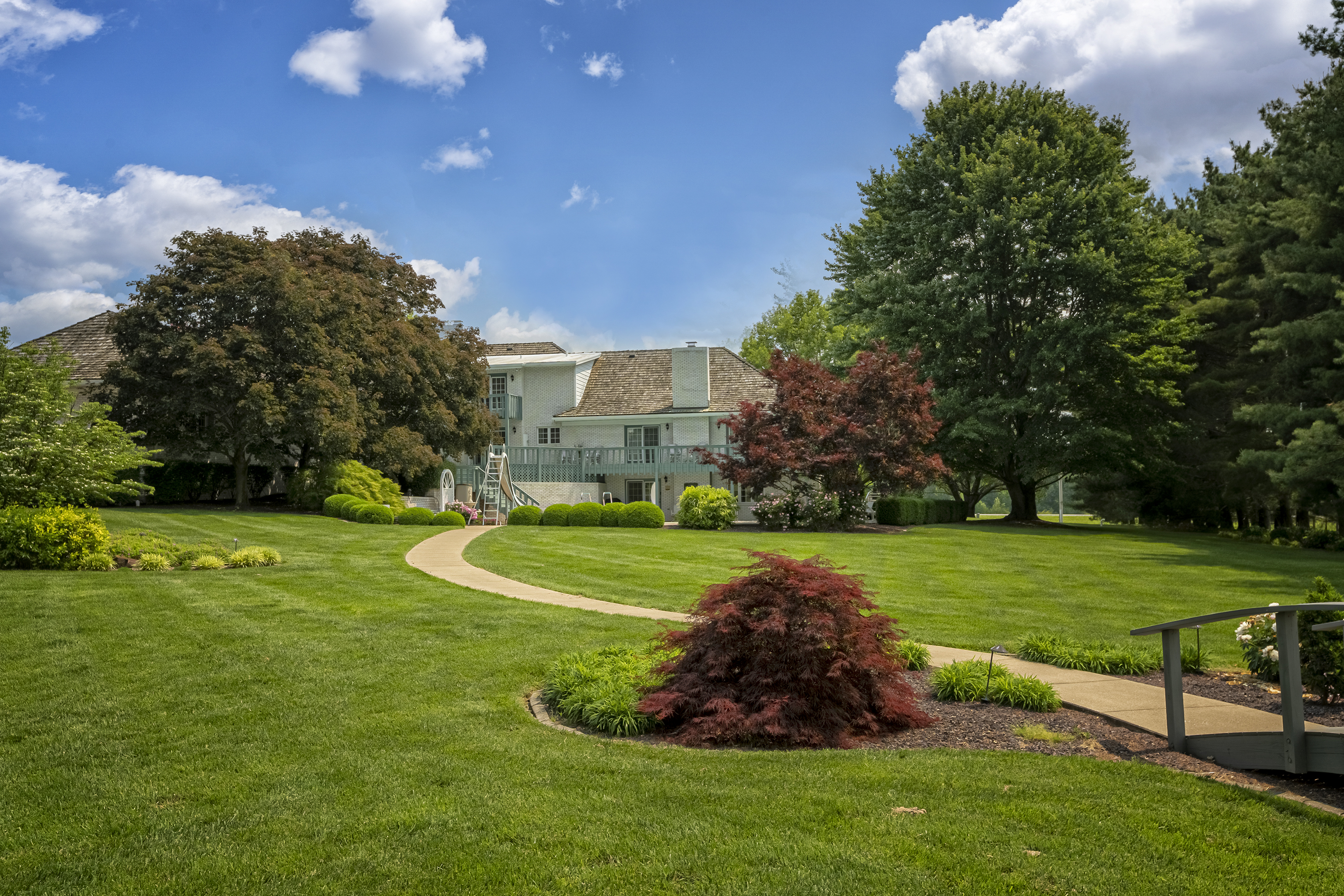 Marion, Illinois, 62959, United States, 7 Bedrooms Bedrooms, ,7 BathroomsBathrooms,Residential,For Sale,1979062