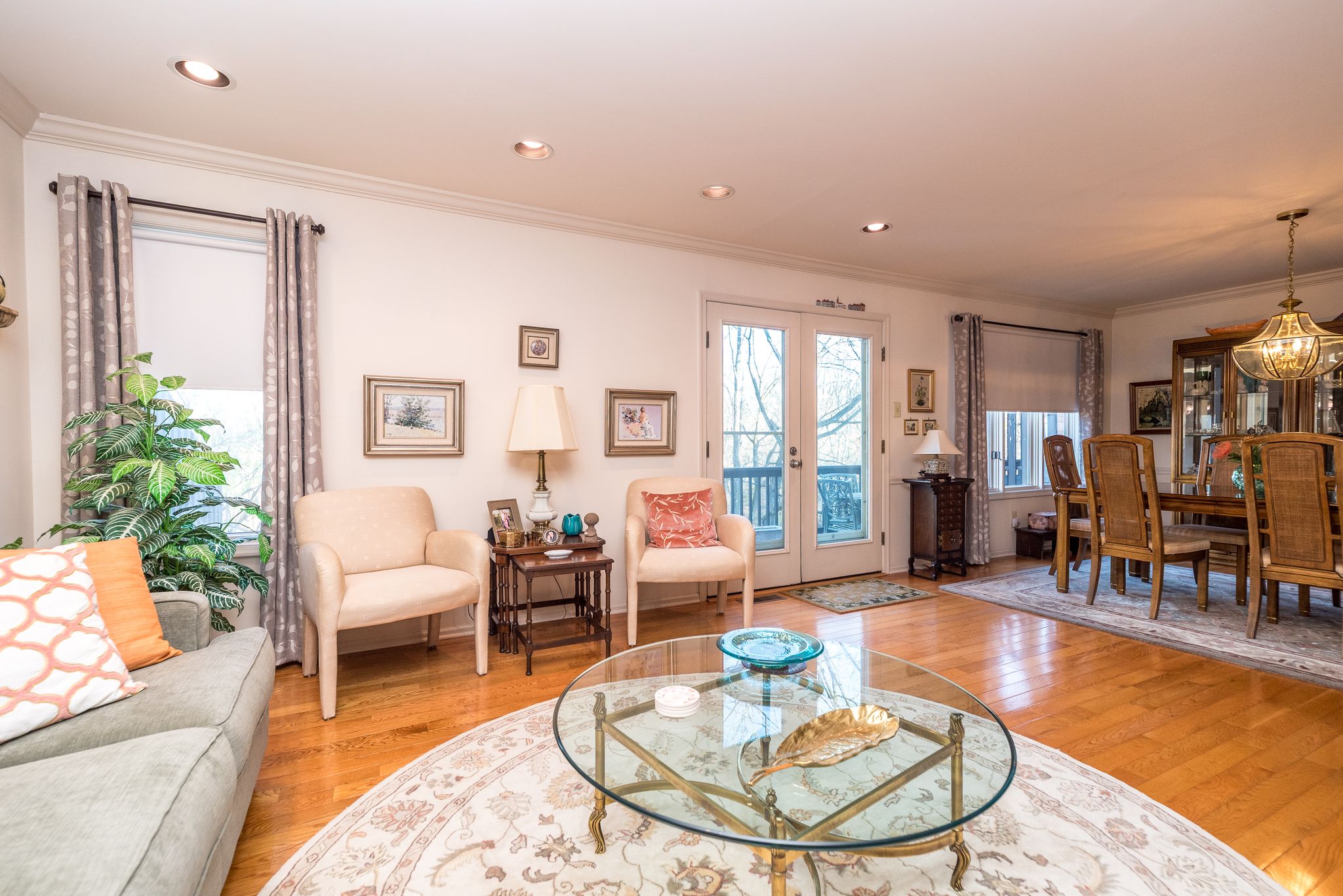 Chesterbrook, Pennsylvania, 19087, United States, 2 Bedrooms Bedrooms, ,3 BathroomsBathrooms,Residential,For Sale,1978885