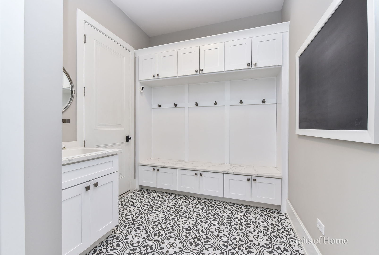 Naperville, Illinois, 60563, United States, 4 Bedrooms Bedrooms, ,4 BathroomsBathrooms,Residential,For Sale,1992094