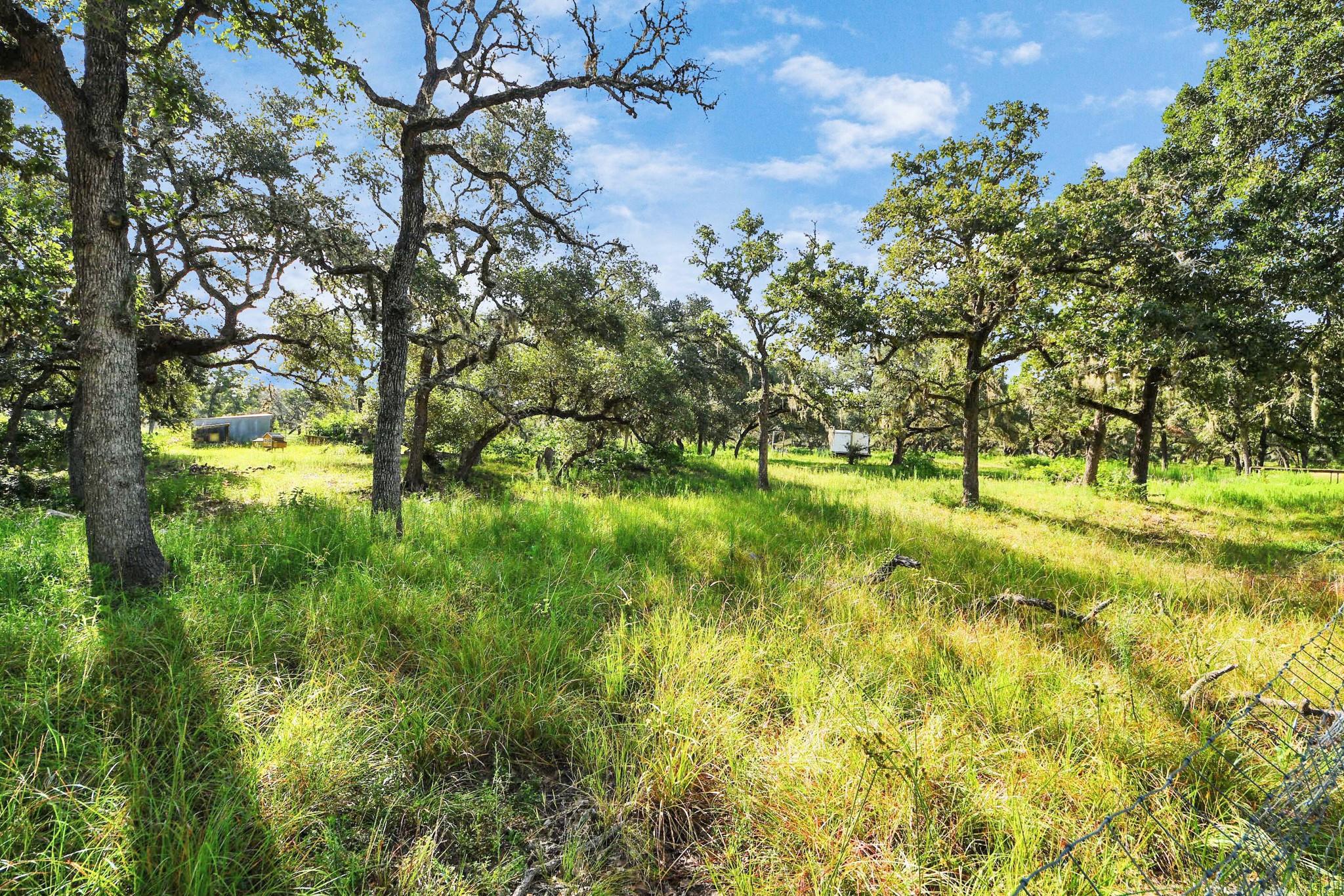 Sheridan, Texas, 78962, United States, 2 Bedrooms Bedrooms, ,2 BathroomsBathrooms,Residential,For Sale,1981605