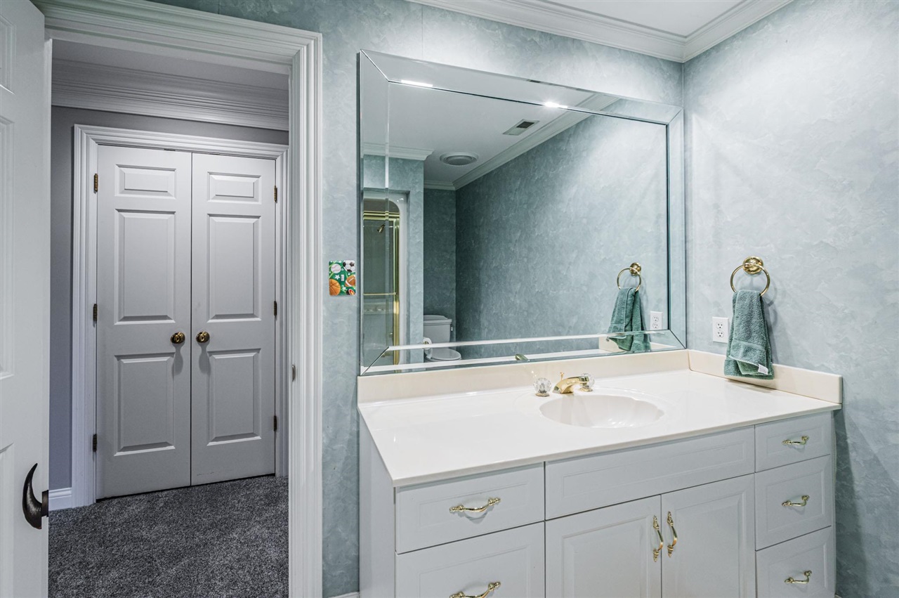 Bowling Green, Kentucky, 42103, United States, 4 Bedrooms Bedrooms, ,4 BathroomsBathrooms,Residential,For Sale,1987500