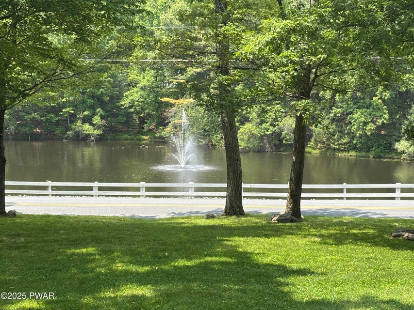 Milford, Pennsylvania, 18337, United States, 3 Bedrooms Bedrooms, ,2 BathroomsBathrooms,Residential,For Sale,1936970