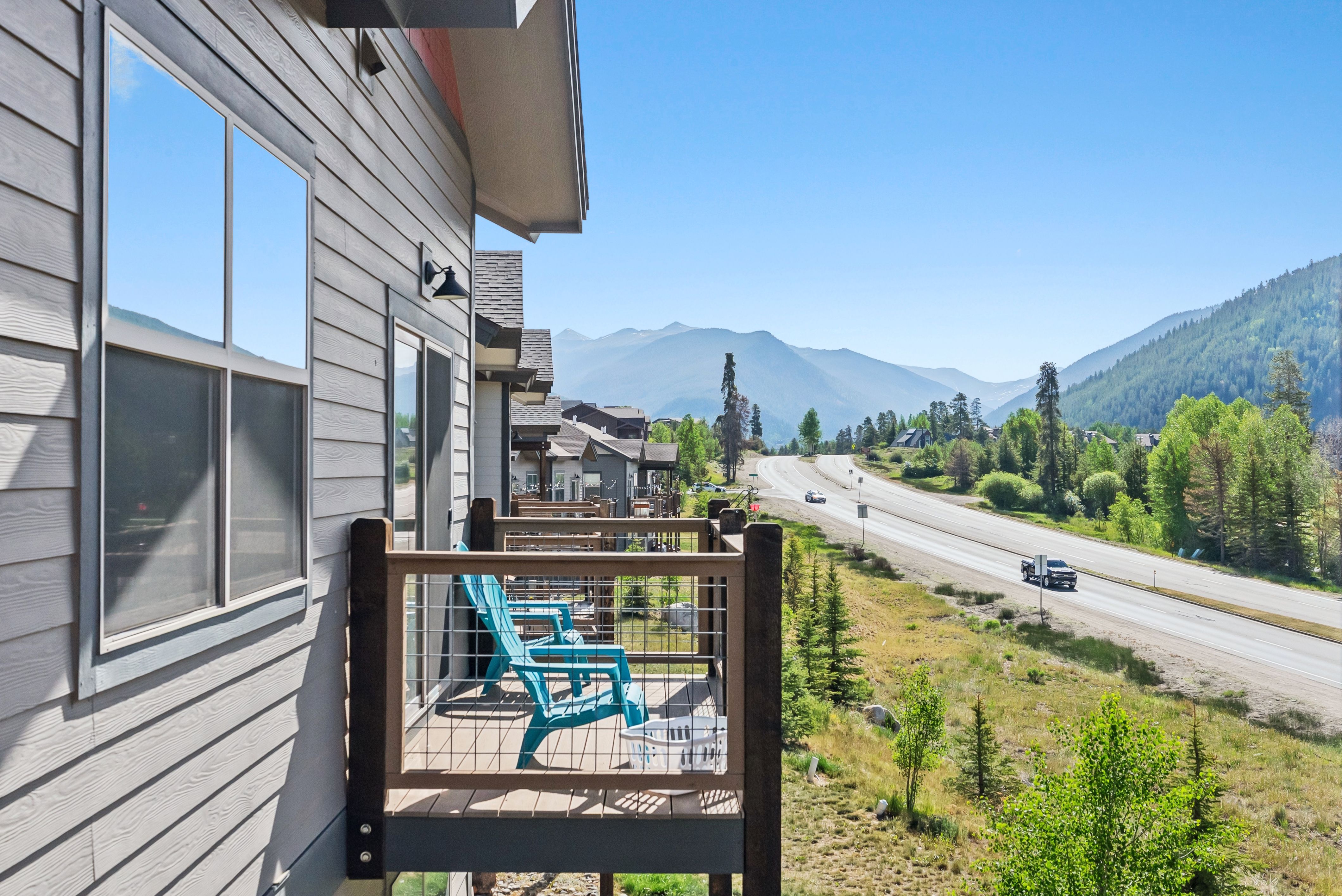  Panoramic Mountain Views that Span from Grays & Torreys to the Gore Range - 物件實景