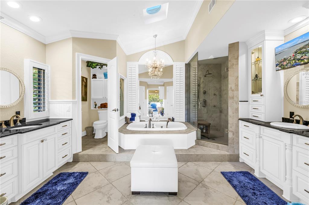 St Petersburg, Florida, 33715, United States, 4 Bedrooms Bedrooms, ,5 BathroomsBathrooms,Residential,For Sale,1999732