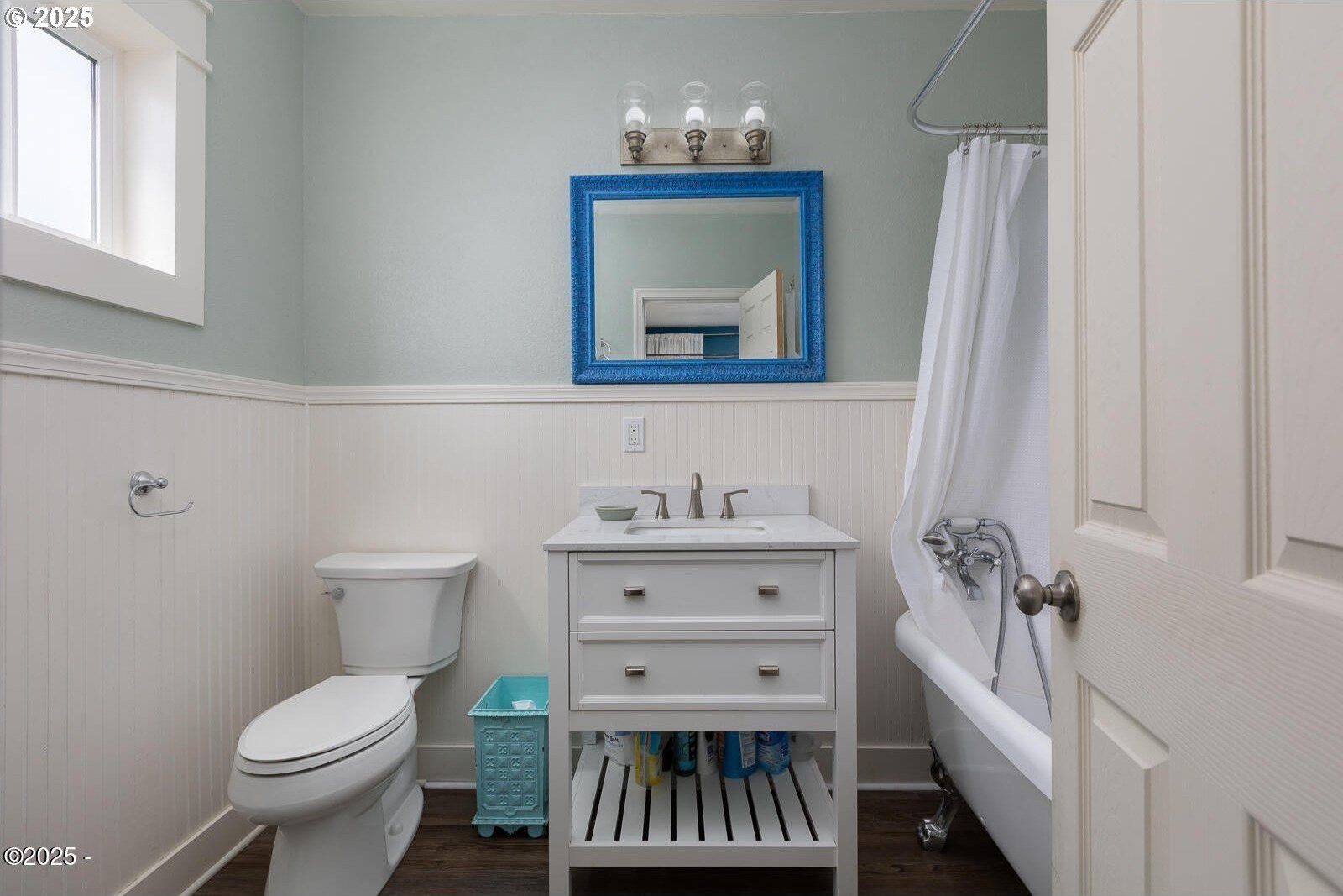 Lincoln City, Oregon, 97367, United States, 3 Bedrooms Bedrooms, ,2 BathroomsBathrooms,Residential,For Sale,1927014