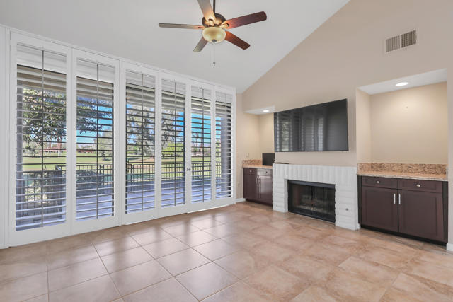 Palm Desert, California, 92260, United States, 2 Bedrooms Bedrooms, ,2 BathroomsBathrooms,Residential,For Sale,1974746