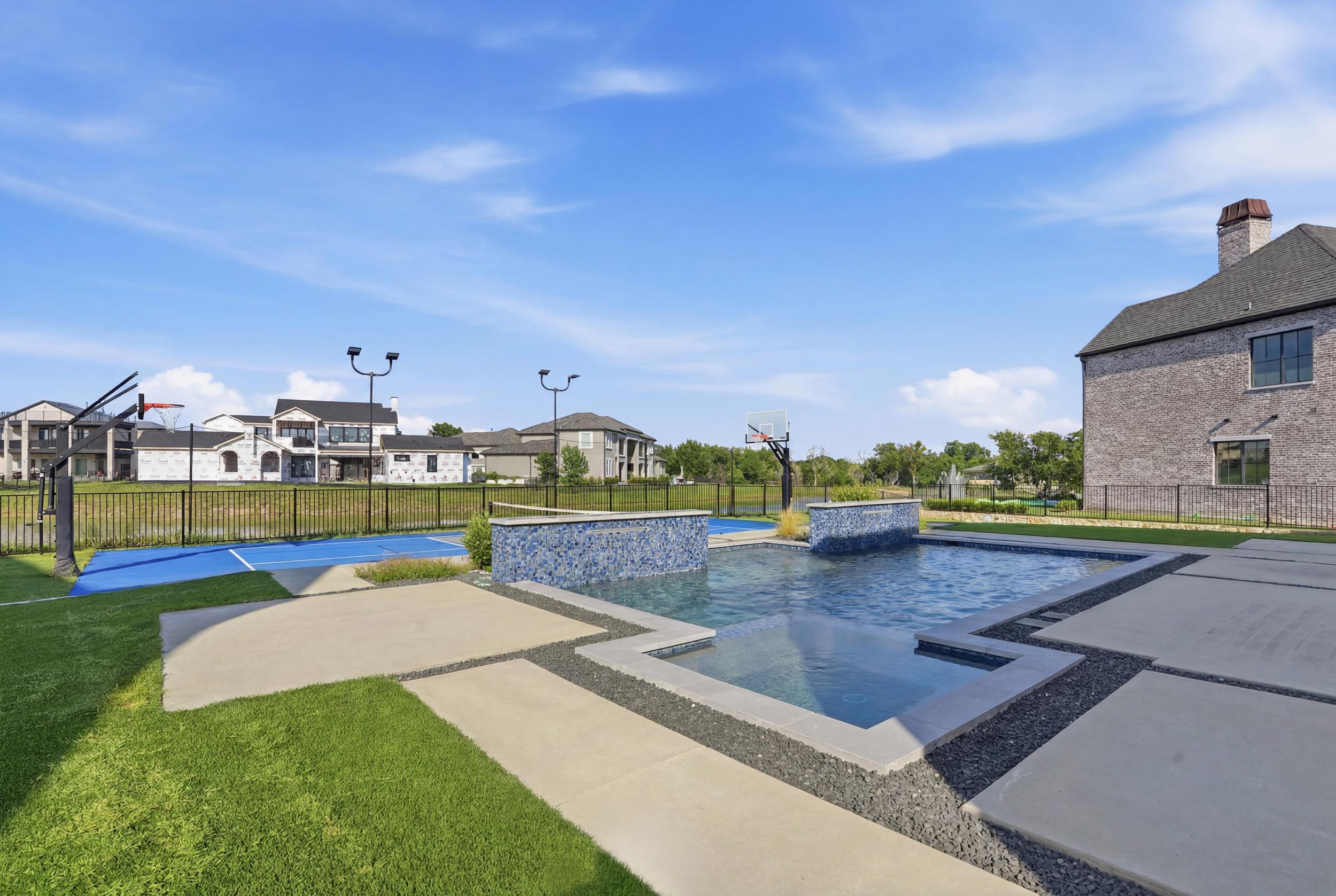  7/5 off Lake Ray Hubbard in Forney with Pool and Pickleball Courts - 物件實景