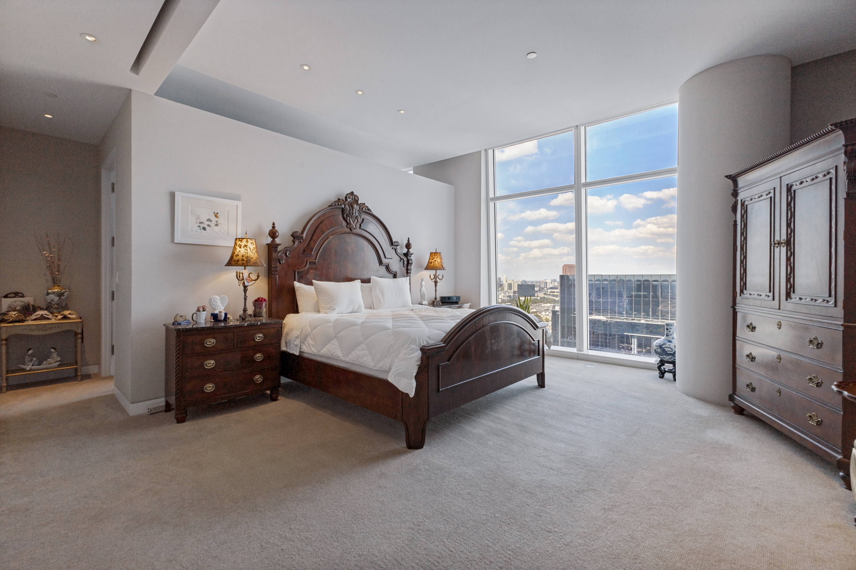  Elevated Living Above the Dallas Arts District - 物件實景