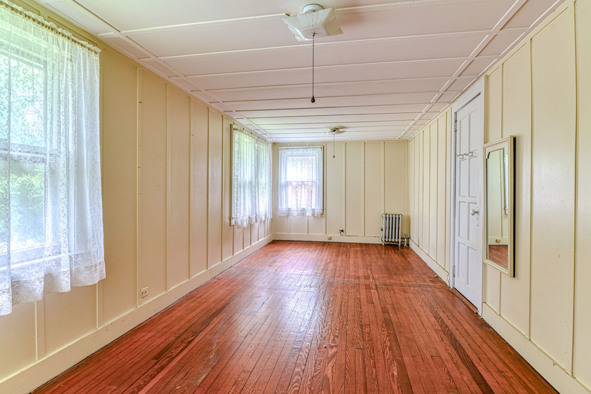 Monmouth, Ocean Township, New Jersey, 07712, United States, 4 Bedrooms Bedrooms, ,2 BathroomsBathrooms,Residential,For Sale,1894295