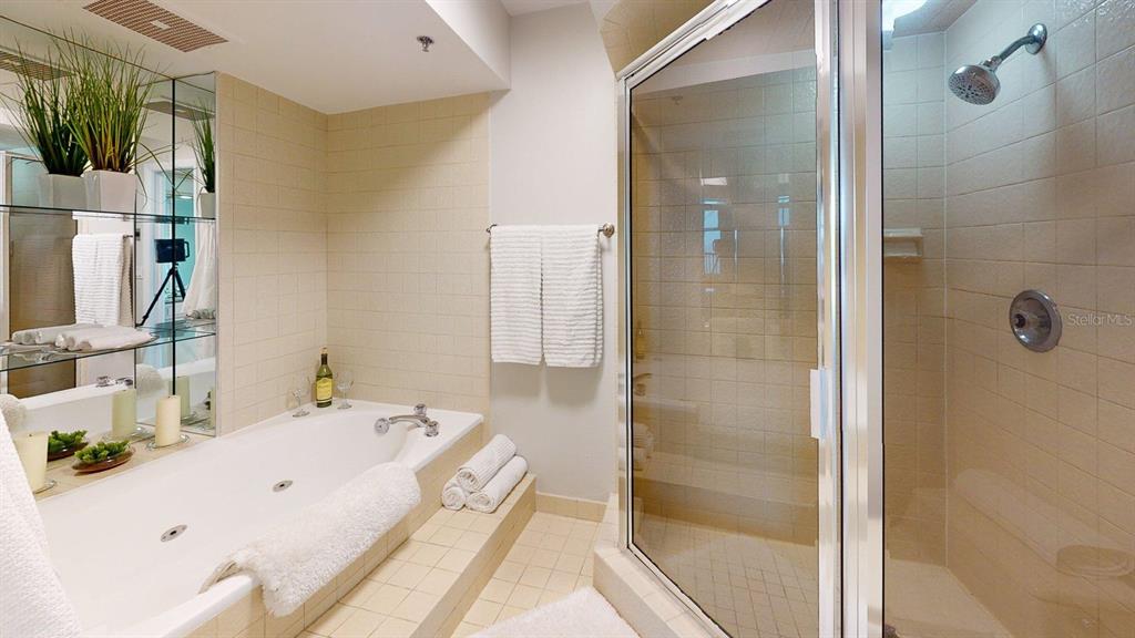 Clearwater, Florida, 33767, United States, 2 Bedrooms Bedrooms, ,2 BathroomsBathrooms,Residential,For Sale,1901188