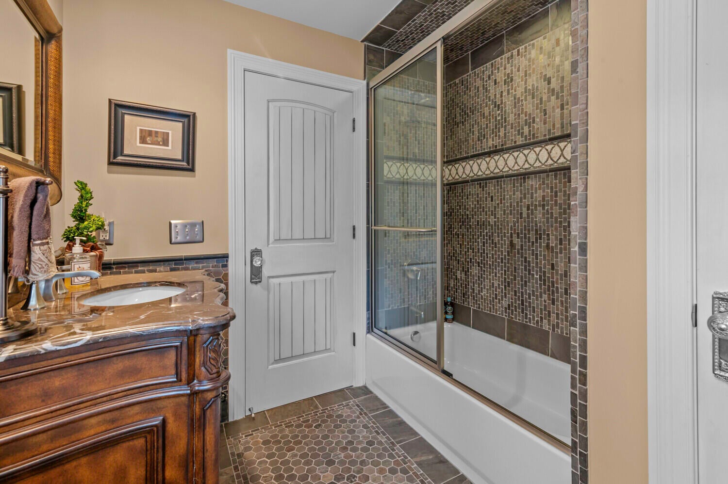 Northville, Michigan, 48167, United States, 4 Bedrooms Bedrooms, ,7 BathroomsBathrooms,Residential,For Sale,1991928