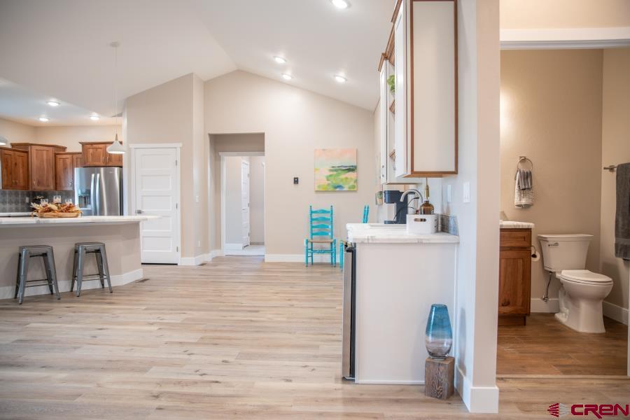 Montrose, Colorado, 81401, United States, 3 Bedrooms Bedrooms, ,2 BathroomsBathrooms,Residential,For Sale,1709571