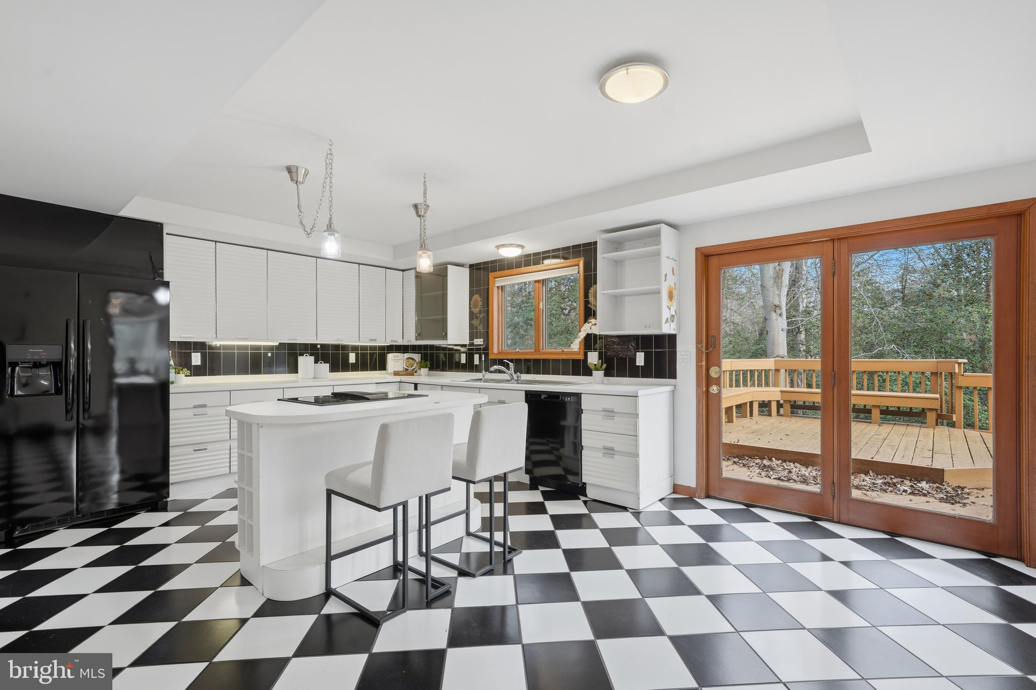 La Plata, Maryland, 20646, United States, 5 Bedrooms Bedrooms, ,4 BathroomsBathrooms,Residential,For Sale,1994243