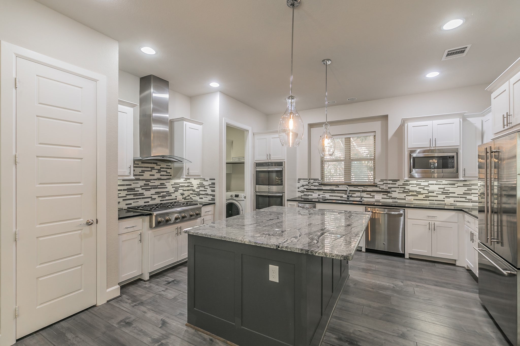 Dallas, Texas, 75238, United States, 3 Bedrooms Bedrooms, ,3 BathroomsBathrooms,Residential,For Sale,1982867