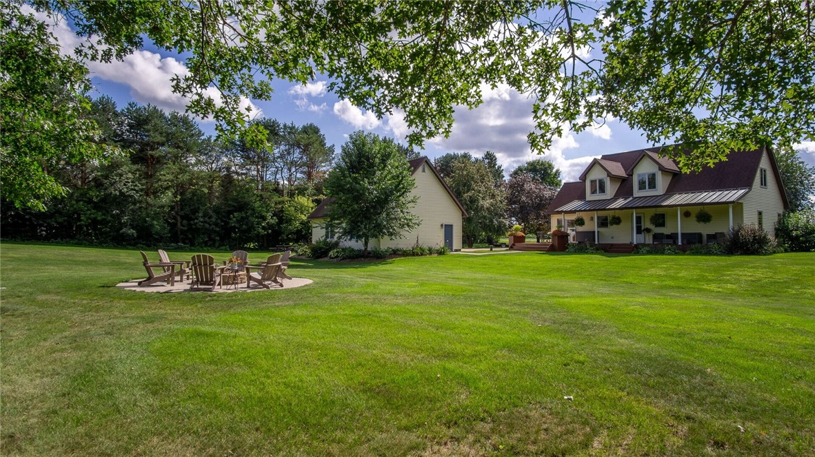 Bloomer, Wisconsin, 54724, United States, 4 Bedrooms Bedrooms, ,3 BathroomsBathrooms,Residential,For Sale,1983863