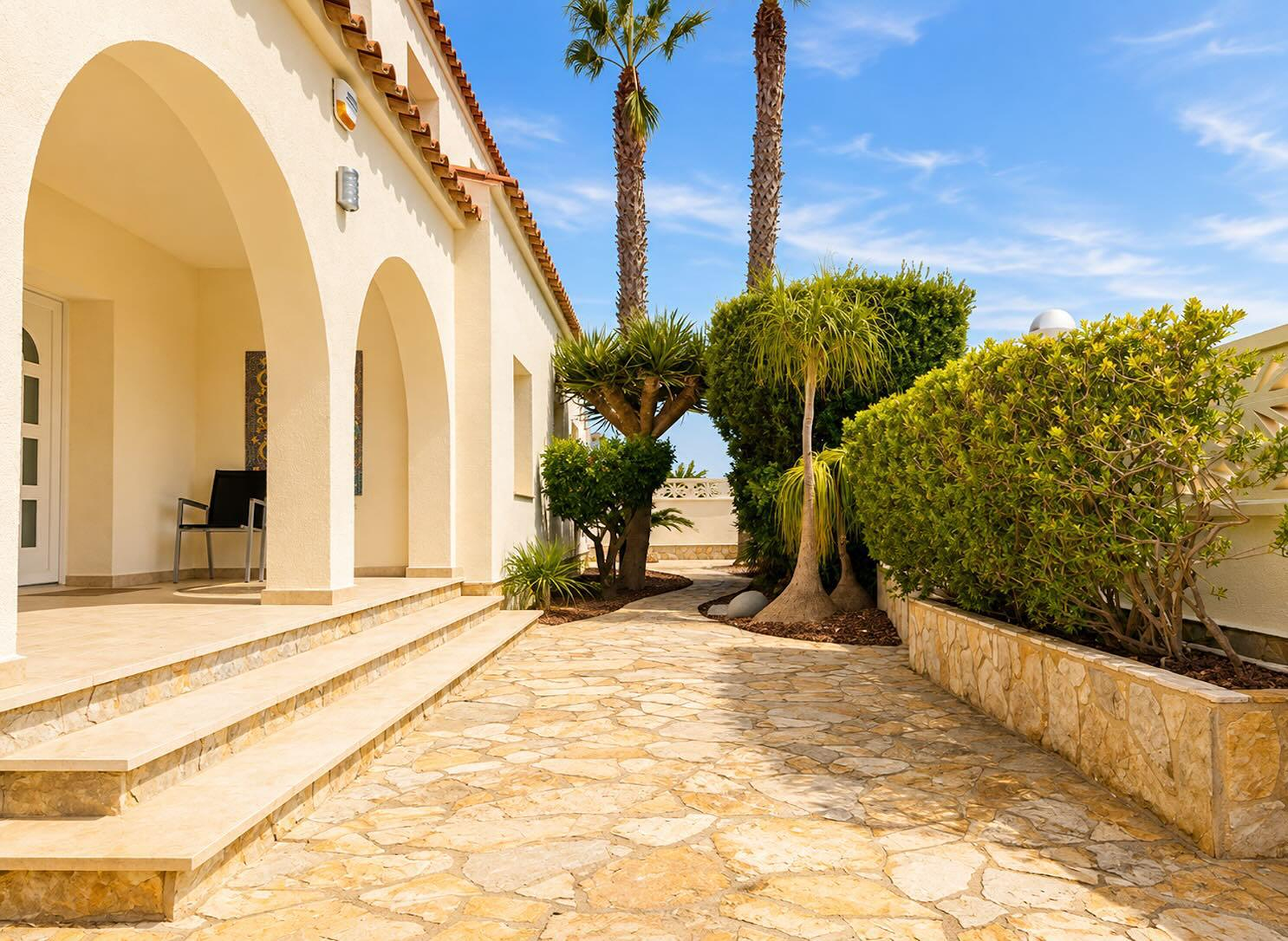  Contemporary villa with a 24-meter mooring in Santa Margarida, Roses - 物件實景