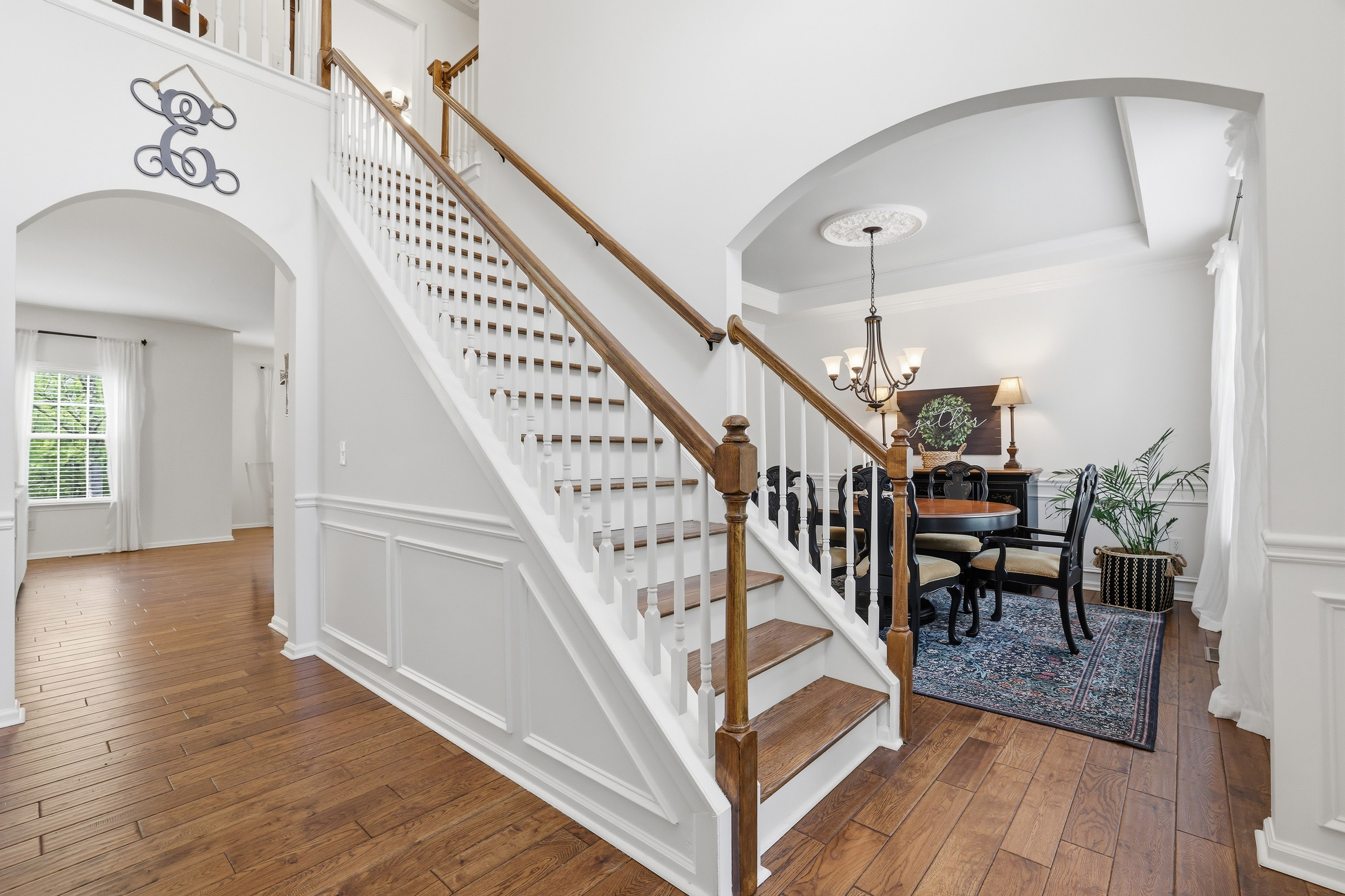  Classic Beauty in Amenity-rich Parkstone Community - 物件實景