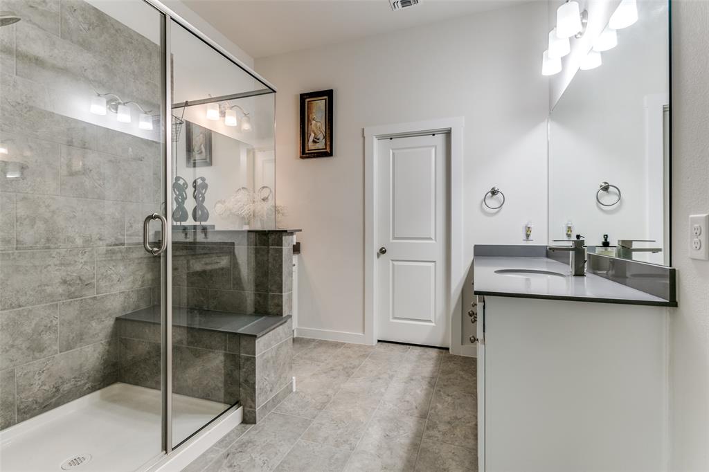 Flower Mound, Texas, 75028, United States, 3 Bedrooms Bedrooms, ,3 BathroomsBathrooms,Residential,For Sale,1889678