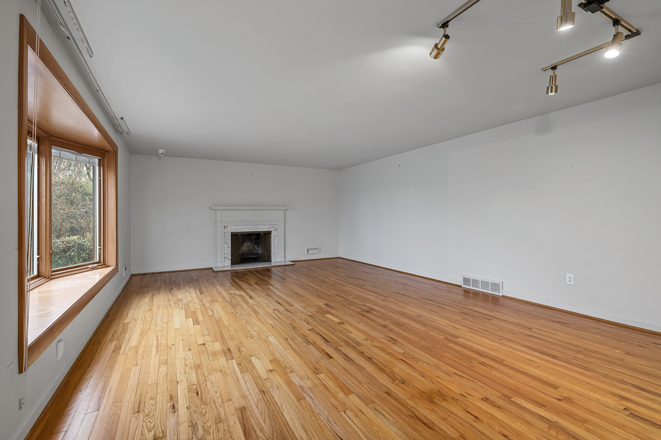  25 Carleton Drive, Pittsburgh, PA 15243 - 物件實景