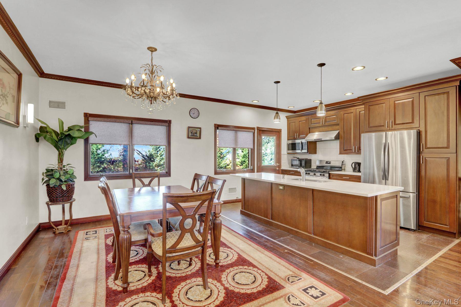  300 Ellen Place, Jericho, NY, 11753 - 物件實景