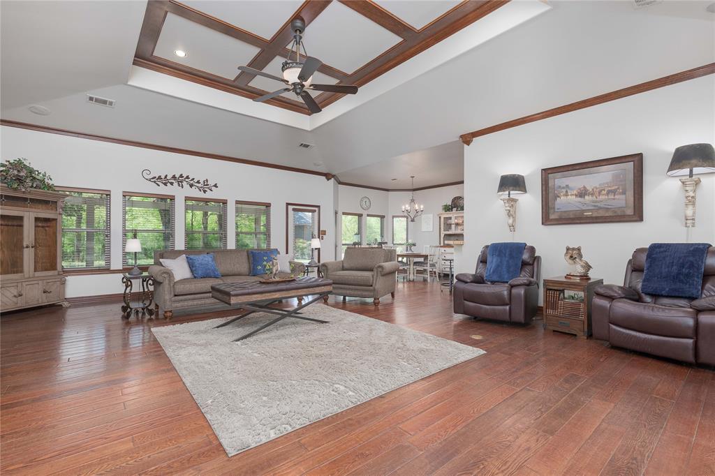 Terrell, Texas, 75160, United States, 3 Bedrooms Bedrooms, ,3 BathroomsBathrooms,Residential,For Sale,1767397
