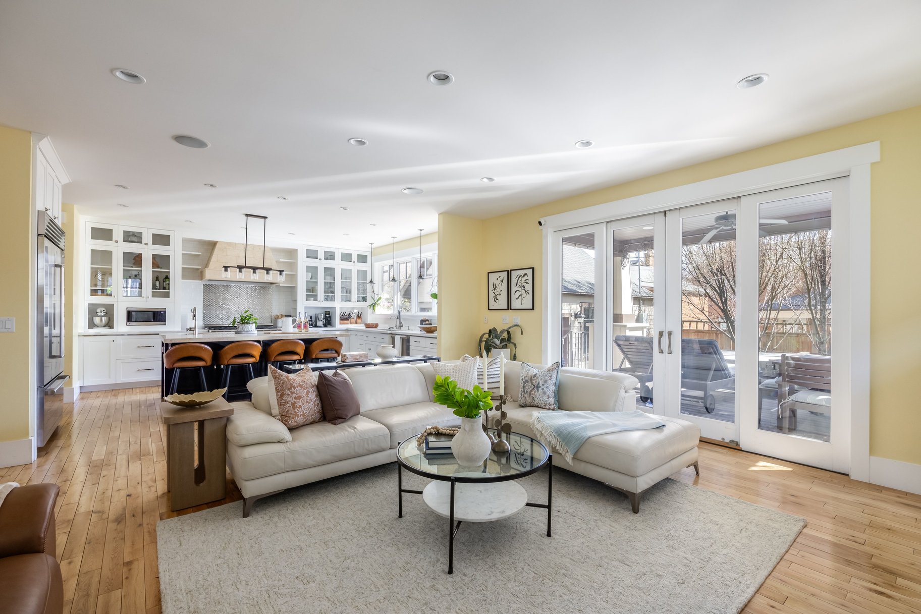  Timeless Luxury in Coveted Harvard–Yale - 物件實景