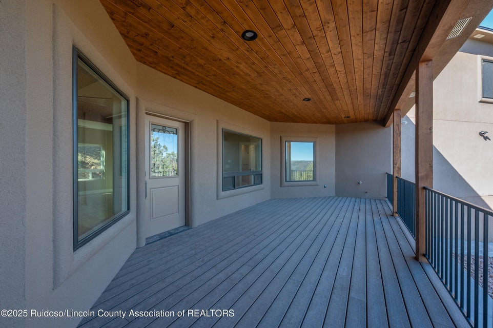 Ruidoso, New Mexico, 88345, United States, 4 Bedrooms Bedrooms, ,4 BathroomsBathrooms,Residential,For Sale,2006440
