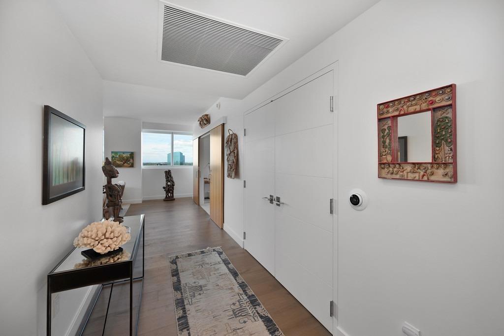 Sacramento, California, 95814, United States, 2 Bedrooms Bedrooms, ,3 BathroomsBathrooms,Residential,For Sale,1905892