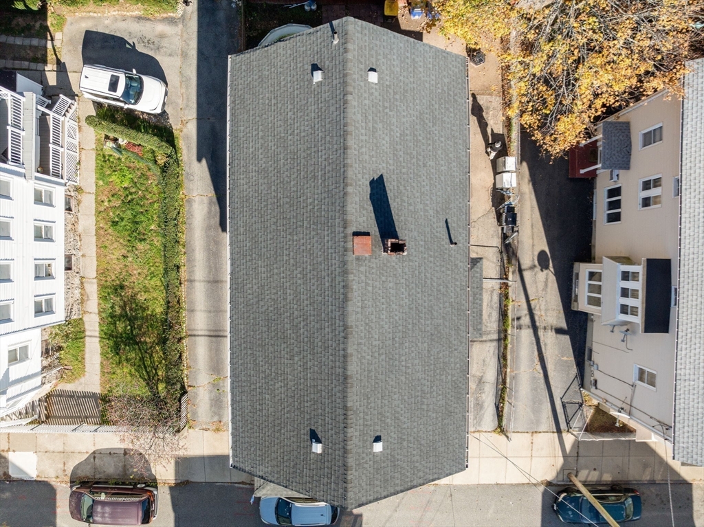 Fall River, Massachusetts, 02720, United States, 6 Bedrooms Bedrooms, ,2 BathroomsBathrooms,Residential,For Sale,1994928