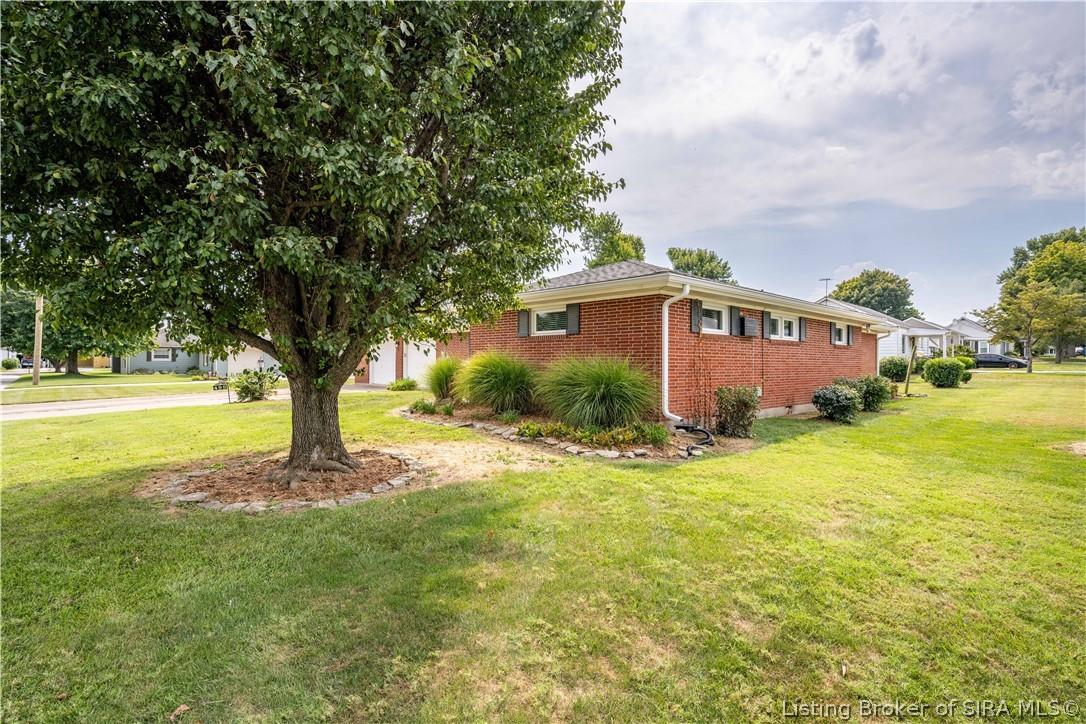 Allhands Ave, Sellersburg, IN 47172 #1