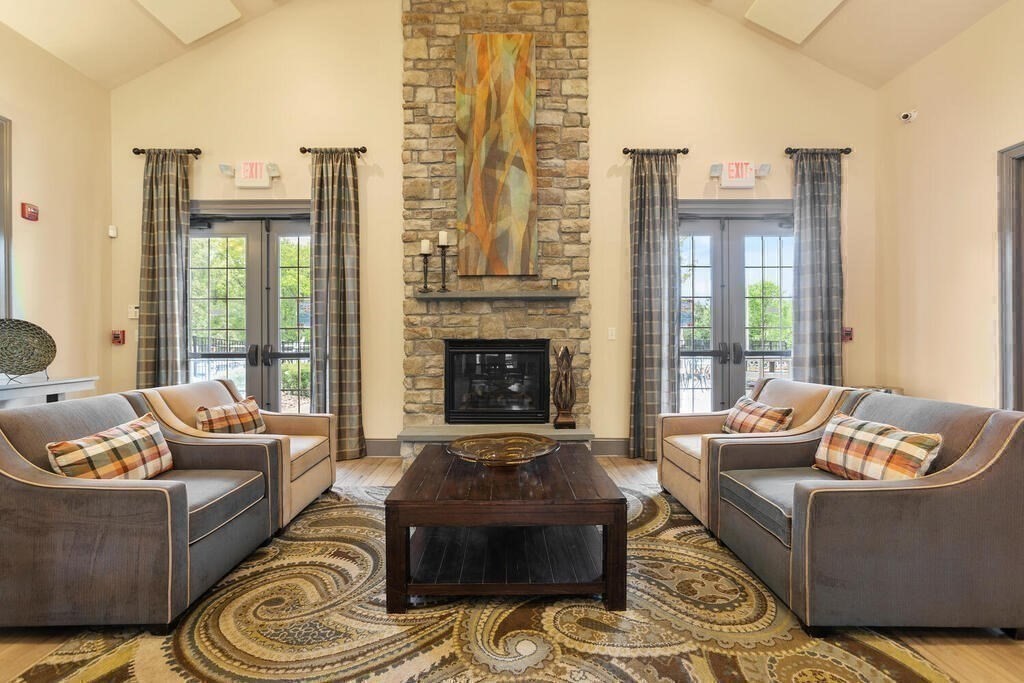 Methuen, Massachusetts, 01844, United States, 2 Bedrooms Bedrooms, ,3 BathroomsBathrooms,Residential,For Sale,1999139