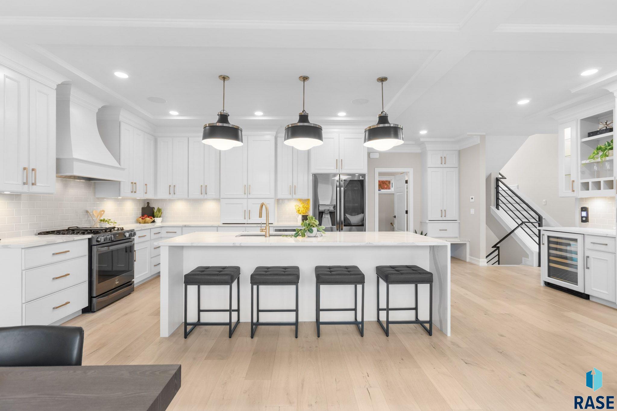 Sioux Falls, South Dakota, 57106, United States, 3 Bedrooms Bedrooms, ,2 BathroomsBathrooms,Residential,For Sale,1986319