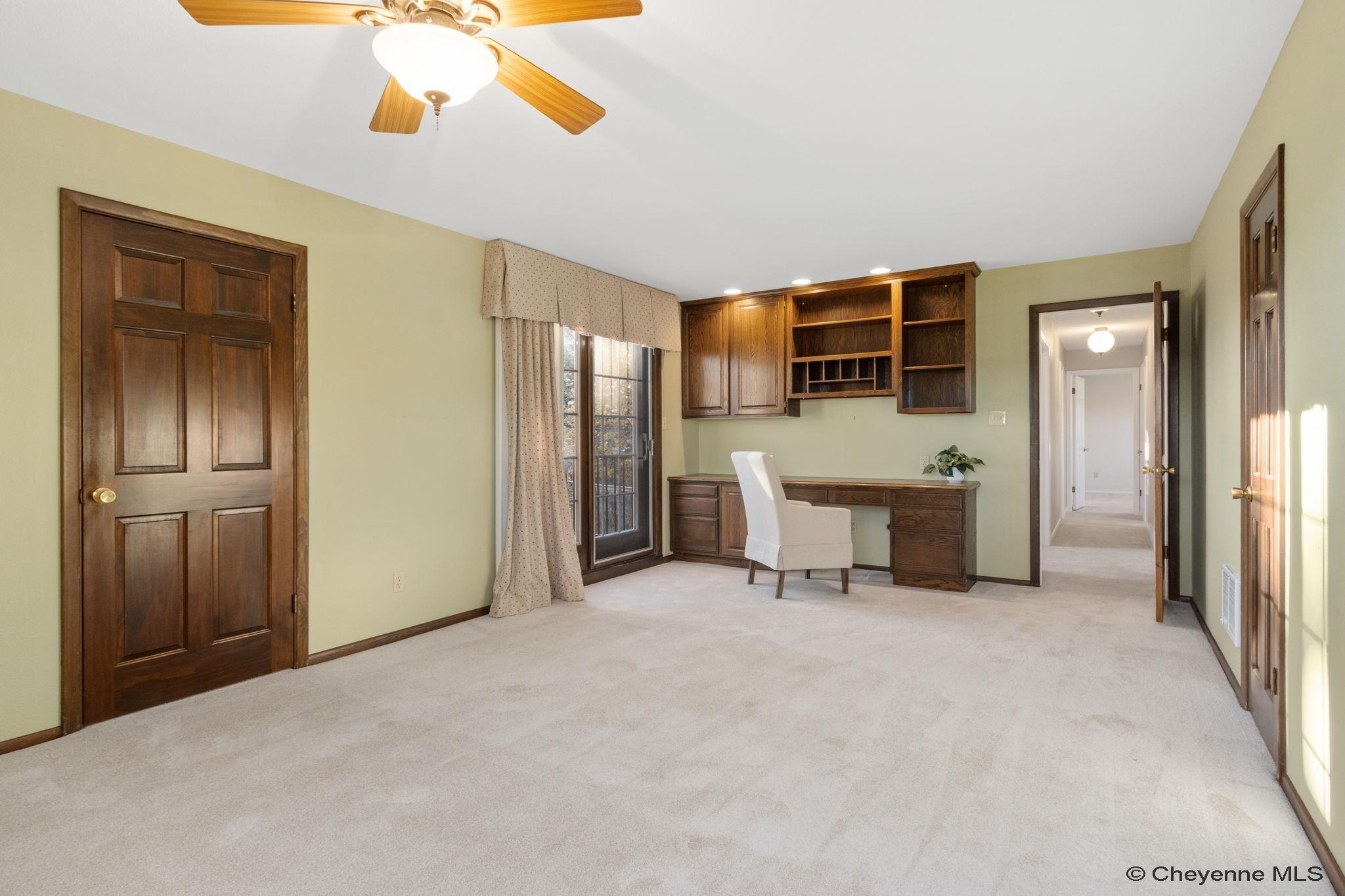 Cheyenne, Wyoming, 82001, United States, 5 Bedrooms Bedrooms, ,4 BathroomsBathrooms,Residential,For Sale,1992954