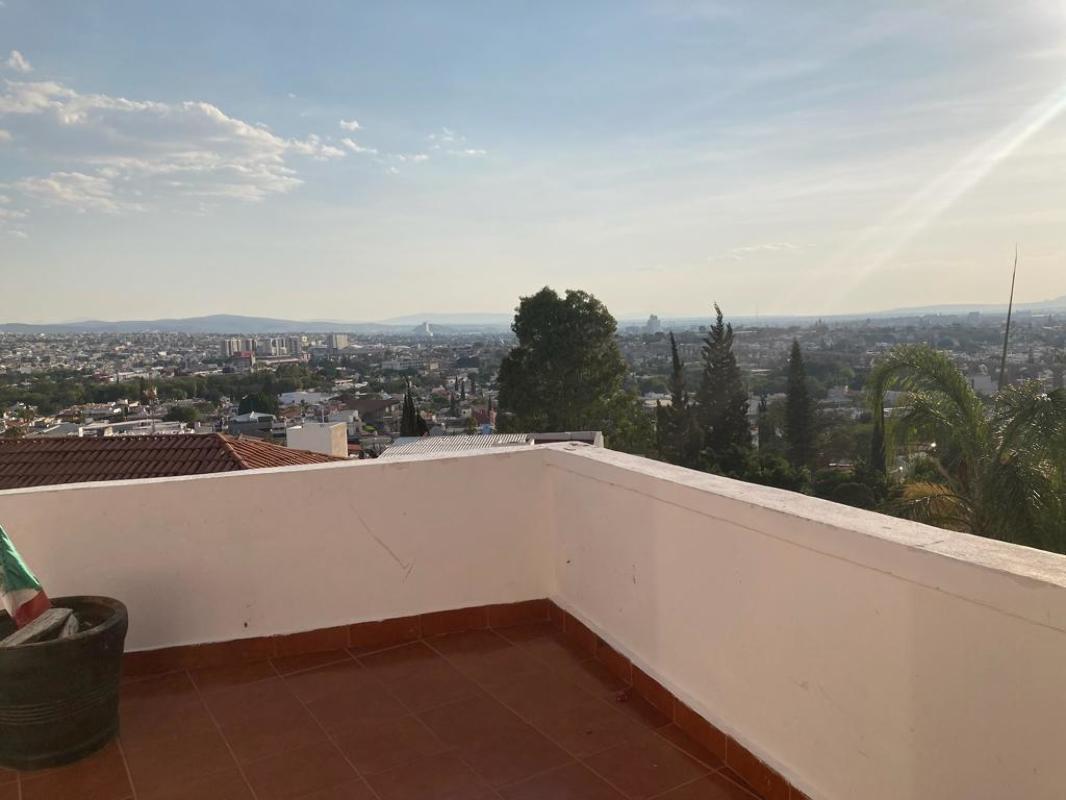 Loma de San Juan, Querétaro, Querétaro, 76060, Mexico, 3 Bedrooms Bedrooms, ,4 BathroomsBathrooms,Residential,For Sale,Loma de San Juan,1619388