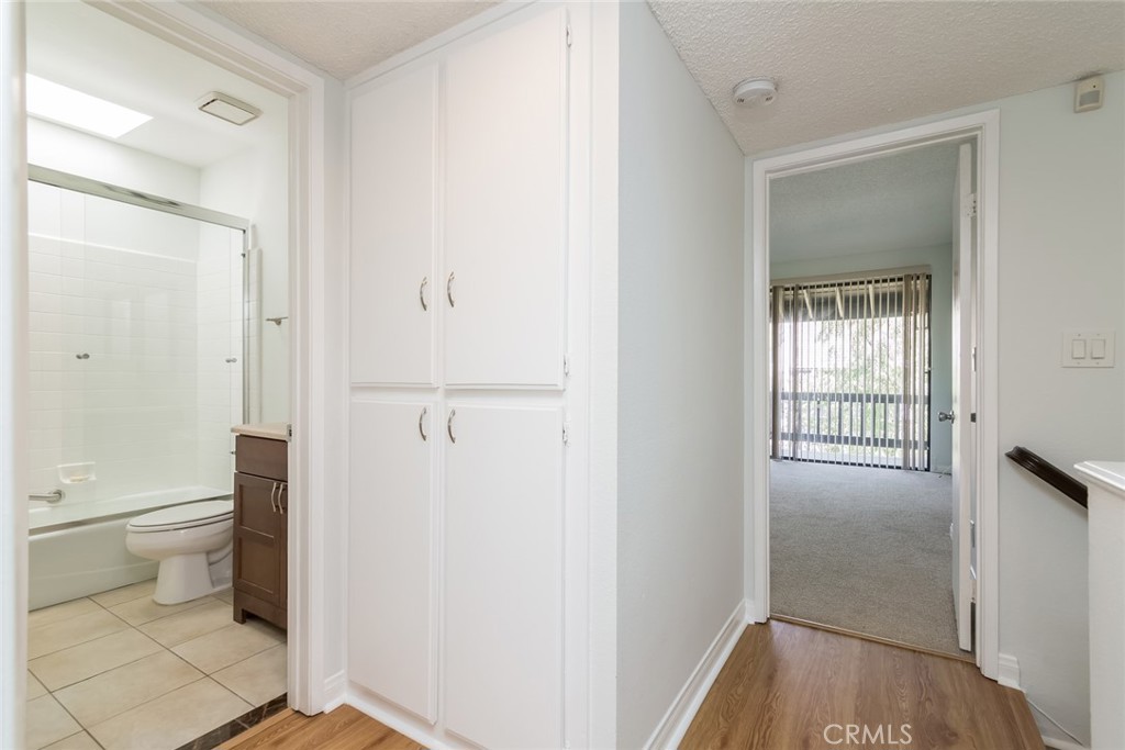 Woodland Hills, California, 91367, United States, 3 Bedrooms Bedrooms, ,3 BathroomsBathrooms,Residential,For Sale,1838011