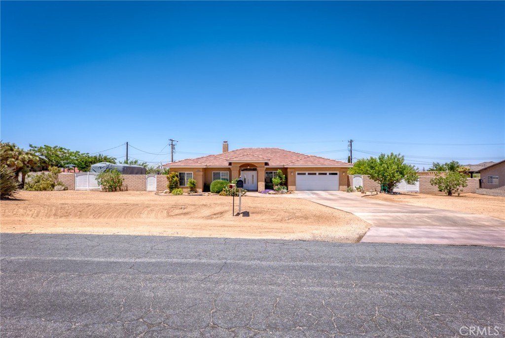Yucca Valley, California, 92284, United States, 4 Bedrooms Bedrooms, ,3 BathroomsBathrooms,Residential,For Sale,1827862