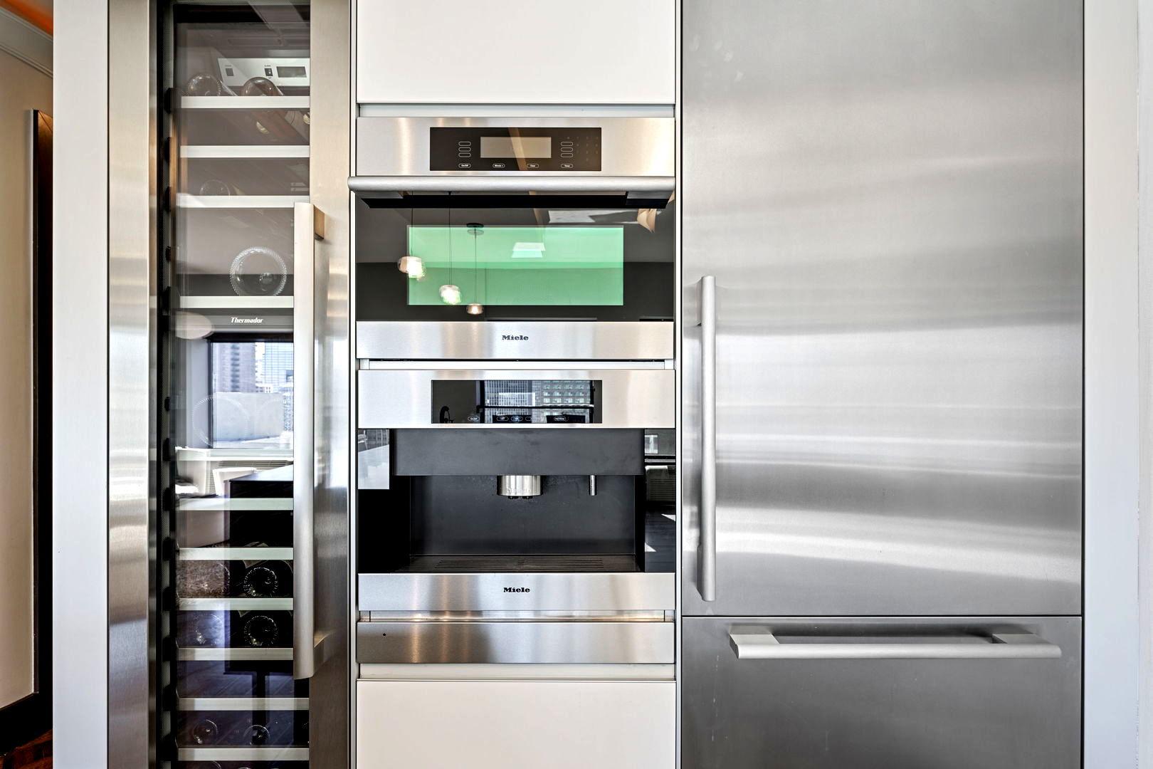 Chicago, Illinois, 60611, United States, 2 Bedrooms Bedrooms, ,3 BathroomsBathrooms,Residential,For Sale,1730203