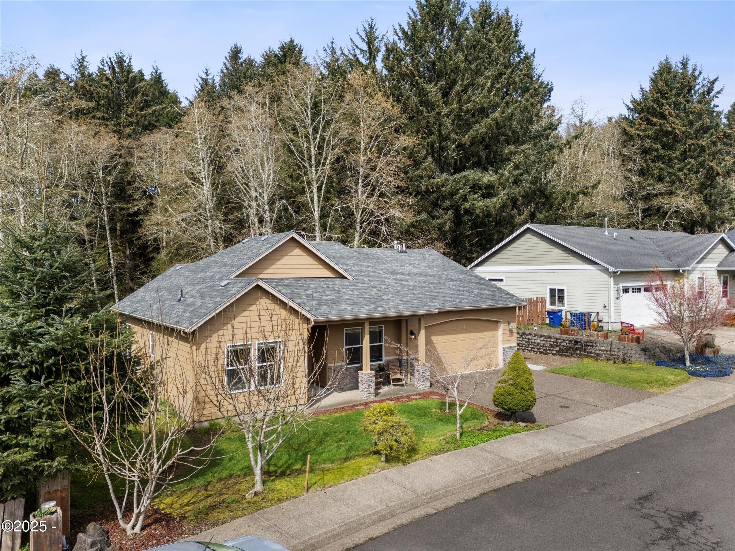 Lincoln City, Oregon, 97367, United States, 3 Bedrooms Bedrooms, ,Residential,For Sale,1941773