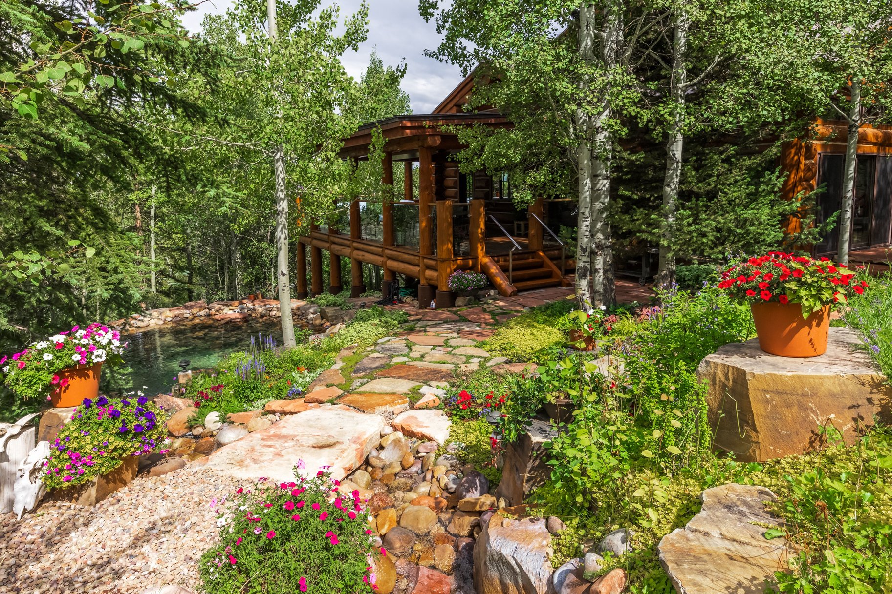 33 ACRE SOULFUL PARK CITY ESTATE WITH GRAND HOME AND GUEST HOUSE - 物件實景