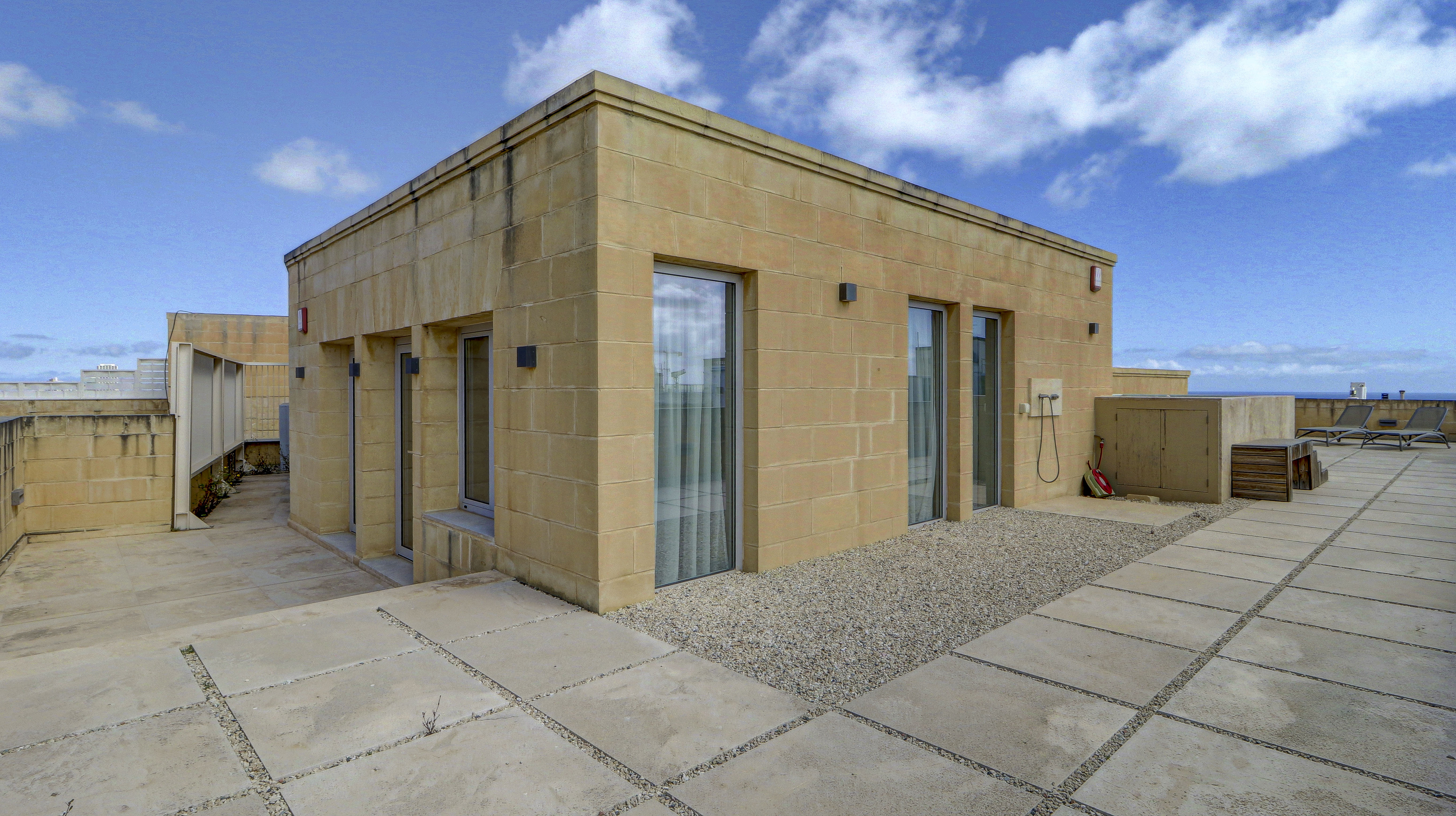  Stunning Penthouse - 物件實景