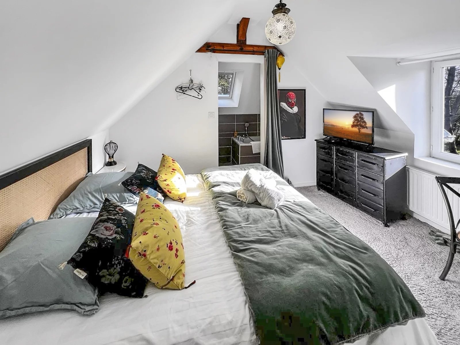 Trouville-sur-Mer, Normandy, 14360, FR, 7 Bedrooms Bedrooms, ,9 BathroomsBathrooms,Residential,For Sale,1672697