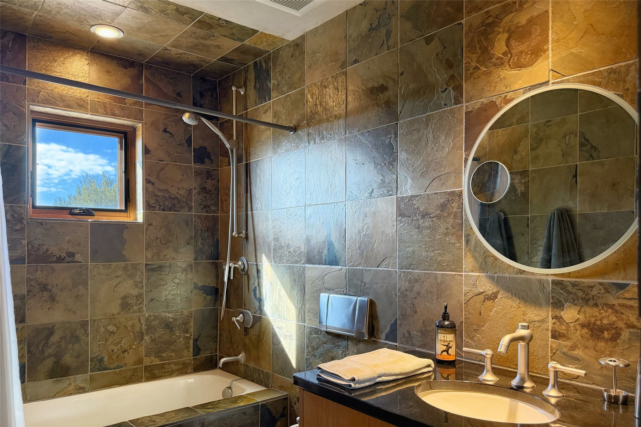  73 La Serena Trail - 物件實景