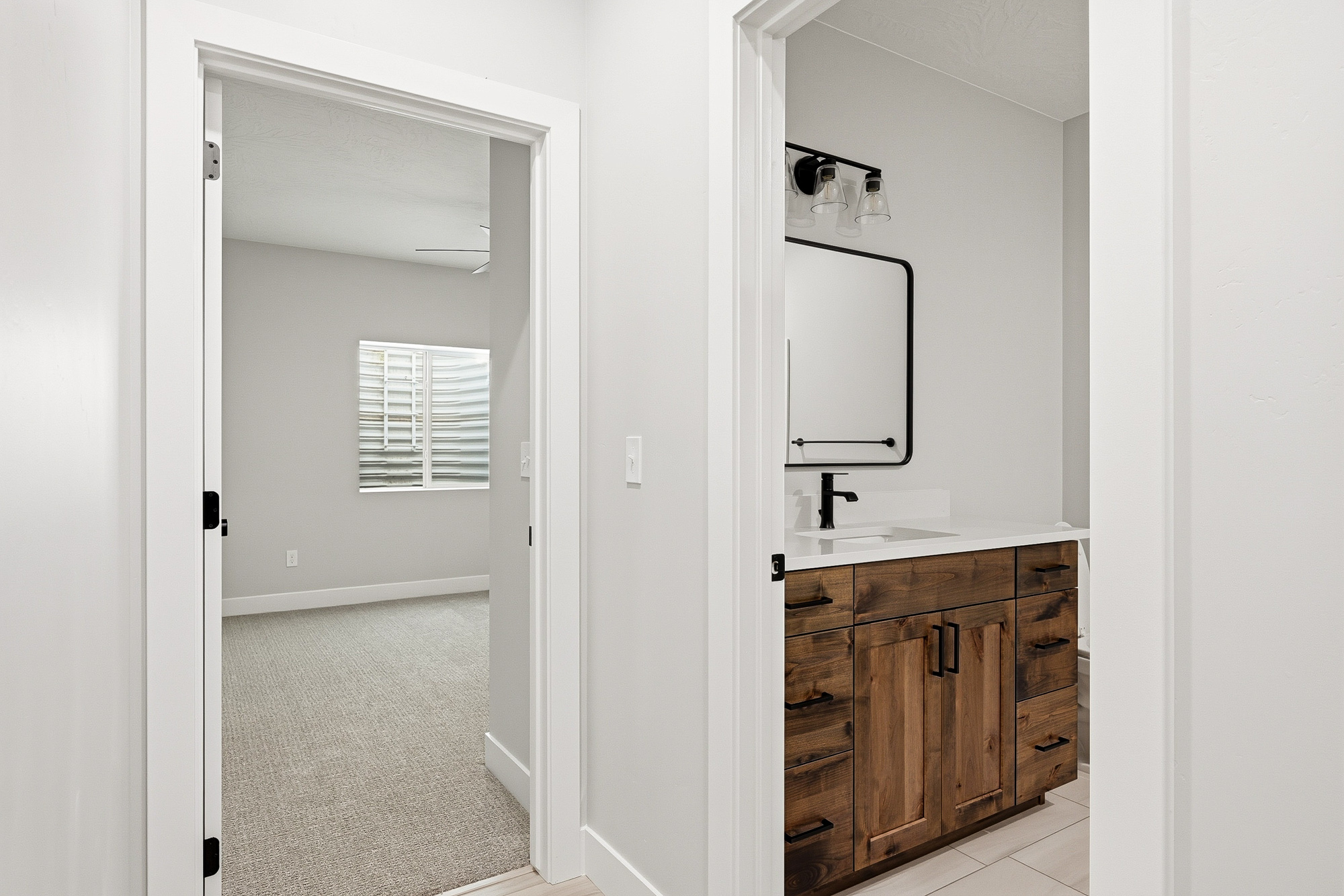 Cedar City, Utah, 84720, United States, 6 Bedrooms Bedrooms, ,4 BathroomsBathrooms,Residential,For Sale,1978281