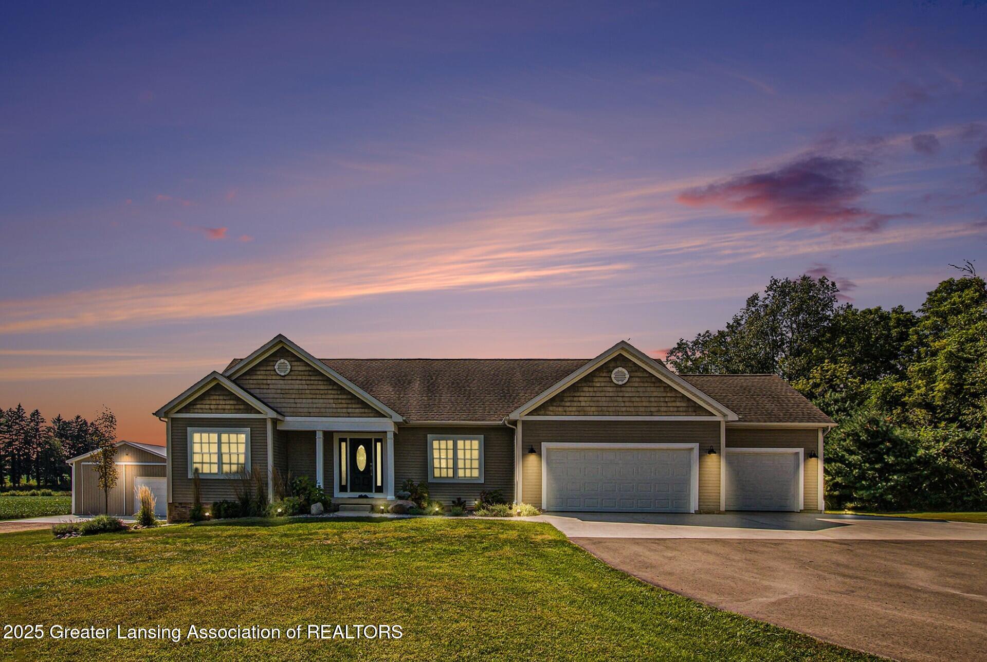 Eaton Rapids, Michigan, 48827, United States, 5 Bedrooms Bedrooms, ,3 BathroomsBathrooms,Residential,For Sale,1934713