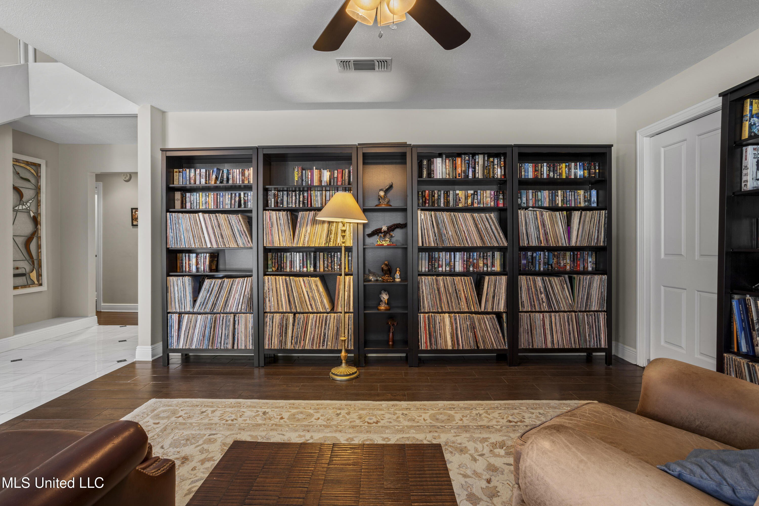 Gulfport, Mississippi, 39507, United States, 4 Bedrooms Bedrooms, ,4 BathroomsBathrooms,Residential,For Sale,1974539