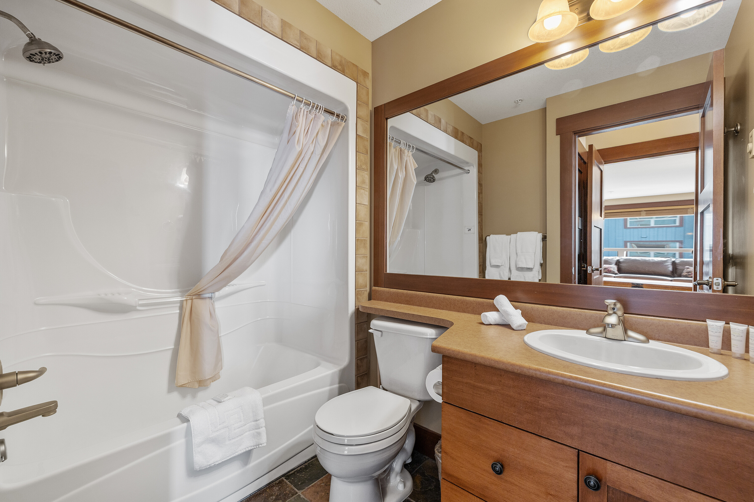  Ski In, Ski Out at Stonebridge - 物件實景