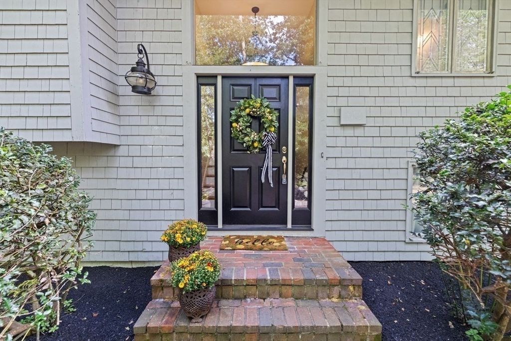 Norwell, Massachusetts, 02061, United States, 4 Bedrooms Bedrooms, ,2 BathroomsBathrooms,Residential,For Sale,1942199