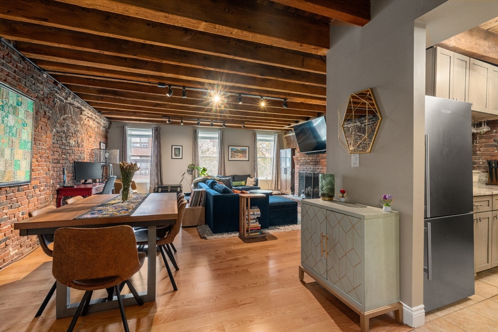 Boston, Massachusetts, 02109, United States, 1 Bedroom Bedrooms, ,1 BathroomBathrooms,Residential,For Sale,1874880